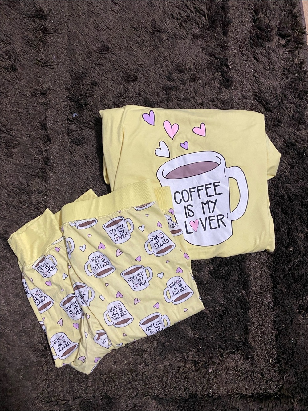 UK2LA Yellow Pajama Set with Coffee Mug Graphic